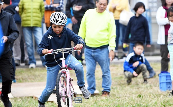 ［イベント］自転車一本橋「遅渡り選手権」開催！